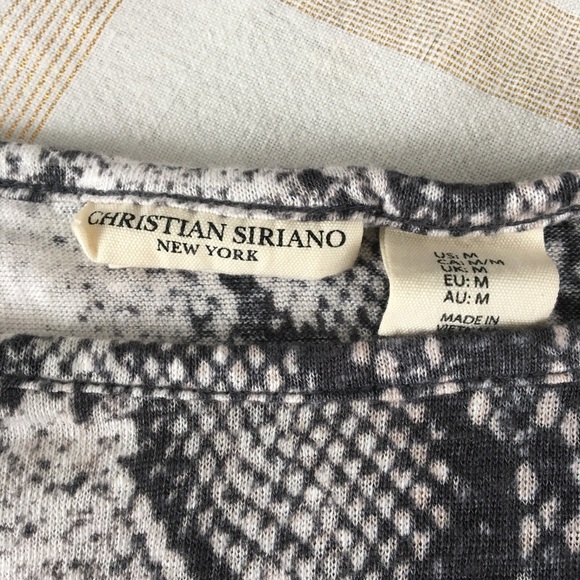 CHRISTIAN SIRIANO NY M SNAKE PRINT BUTTON SHOULDERS DETAILING TOP - Picture 4 of 12